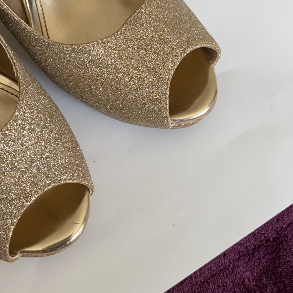 Women shoes - Picture 11 of 12